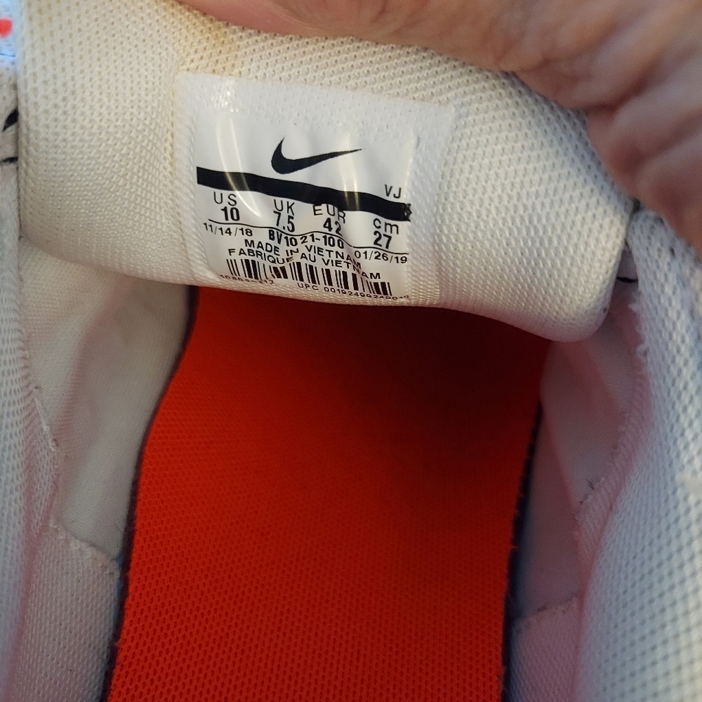 Nike tennis shoes
